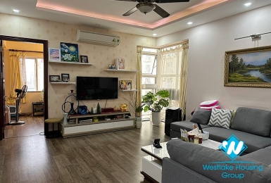 Beautiful apartment with 3 bedrooms, fully furnished, high floor with lake view for rent